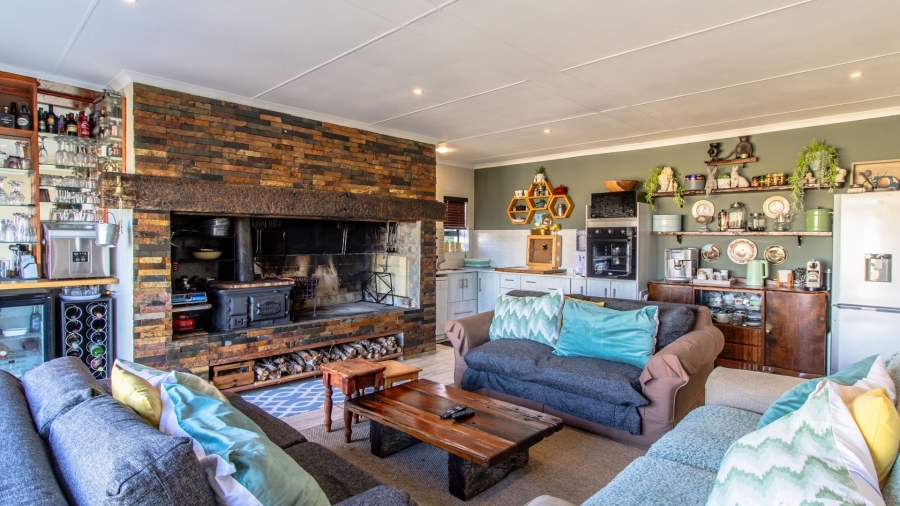 6 Bedroom Property for Sale in Franskraal Western Cape